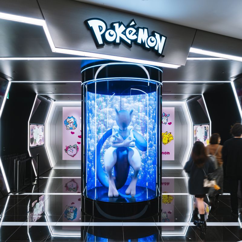 Azja 2026_Twoja Japonia_dō popkutury_Pokemon Center_Mewtwo_List